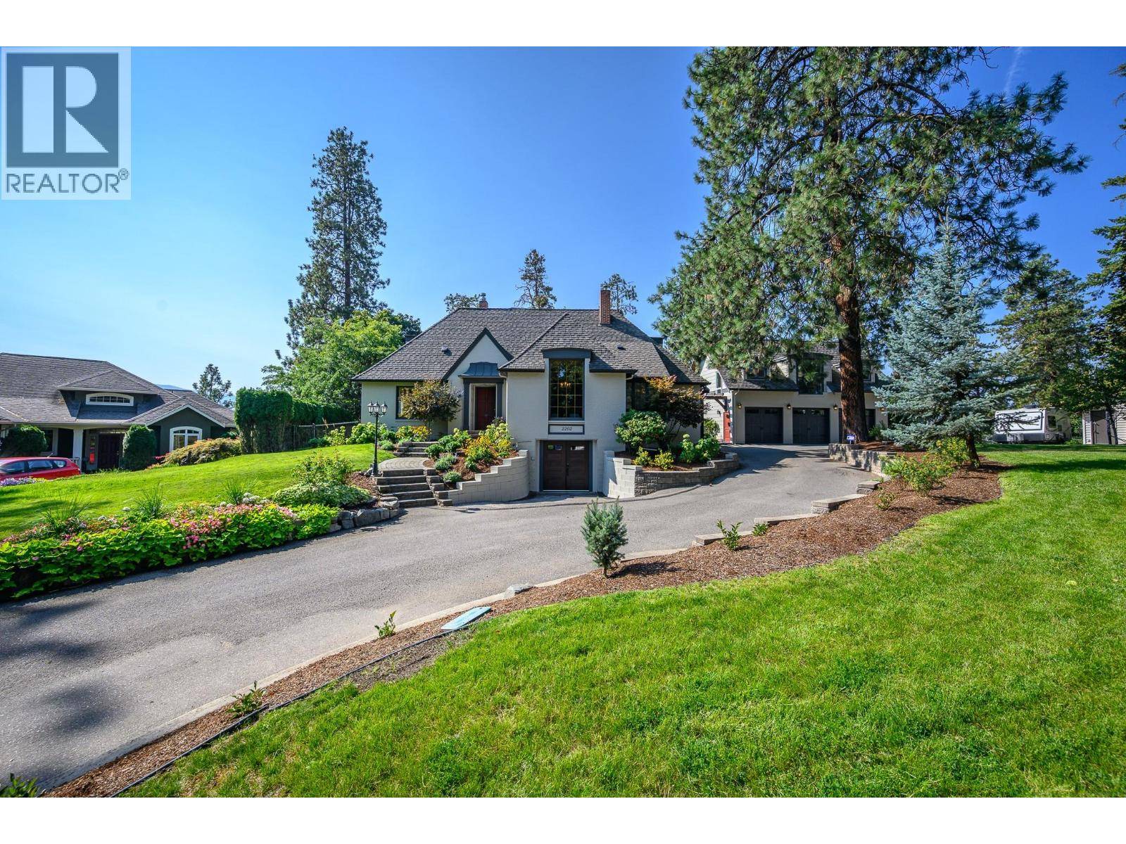 Vernon, BC V1T4T2,2202 26 Street