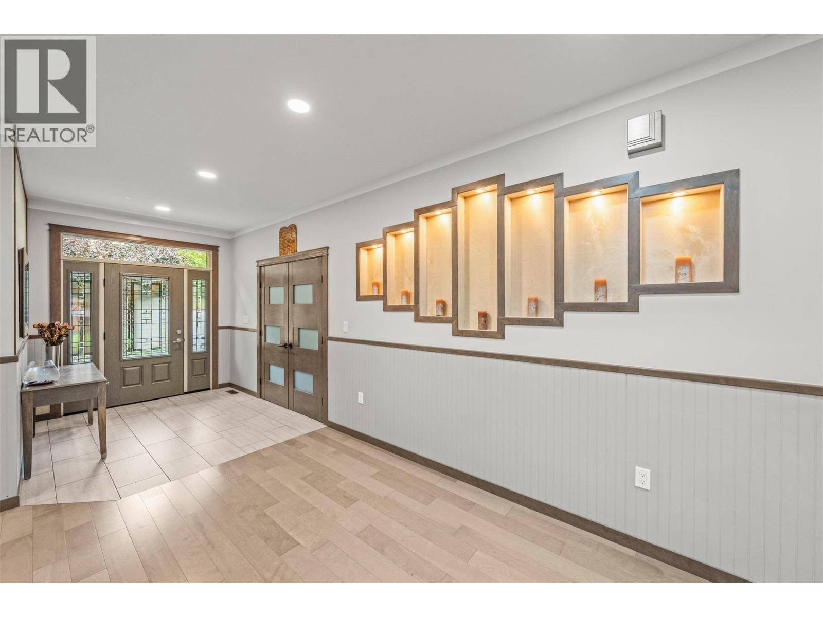 Coldstream, BC V1B1C8,5936 Highway 6