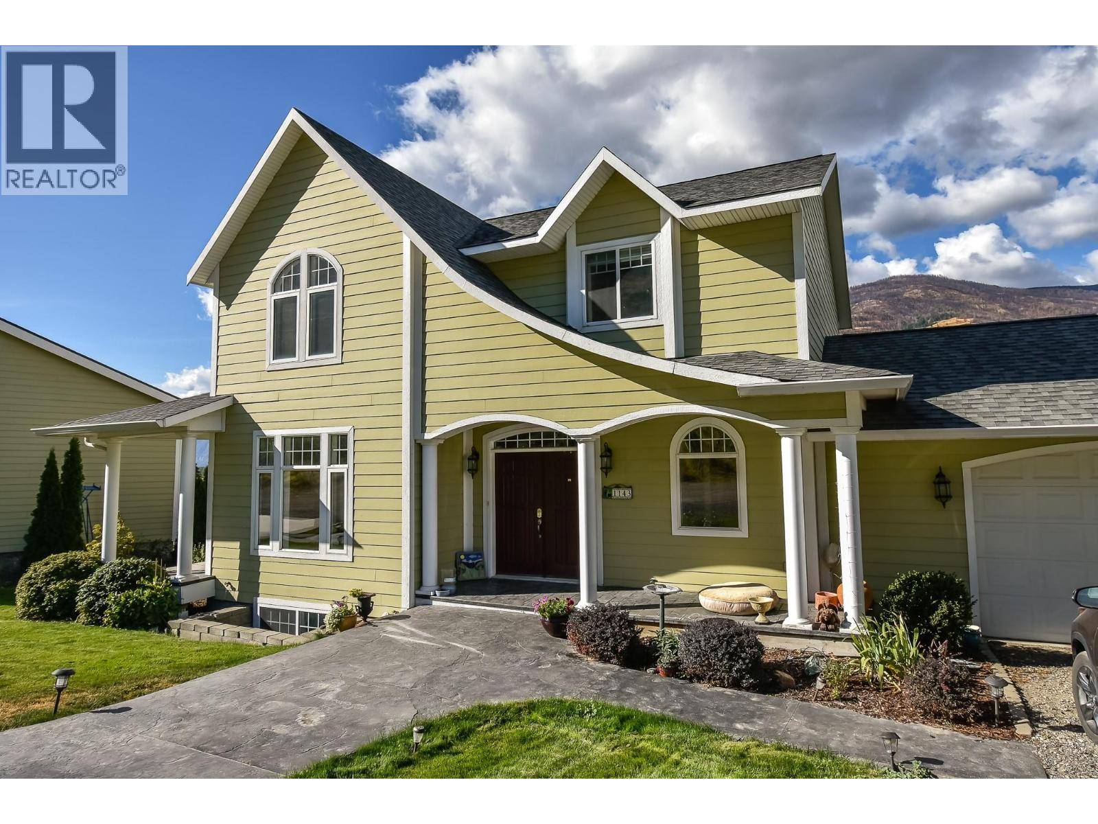 Cawston, BC V0X1C3,1143 Highway 3