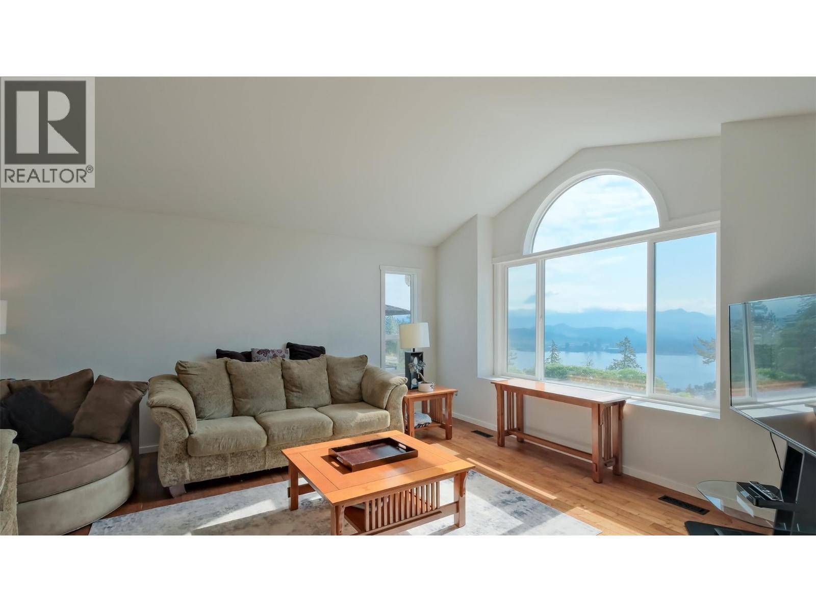 West Kelowna, BC V1Z3B7,1556 Blackwood Drive