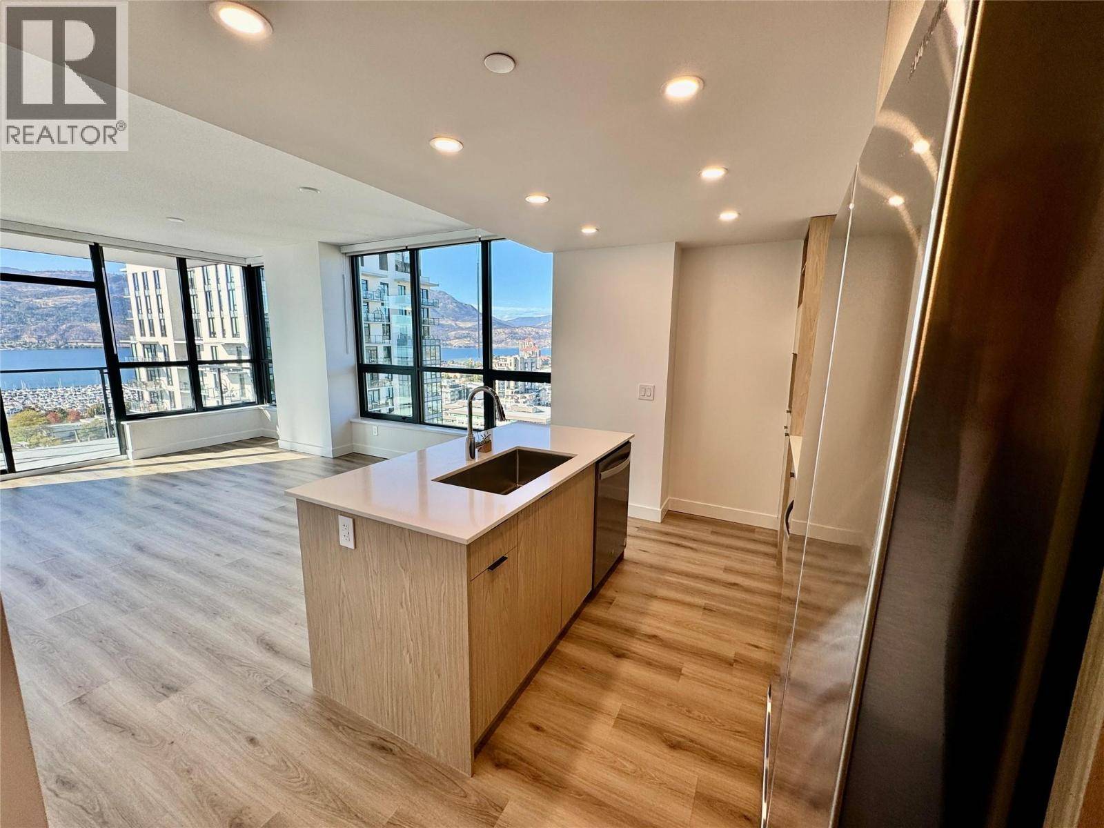 Kelowna, BC V1Y0M6,1488 Bertram ST #2110