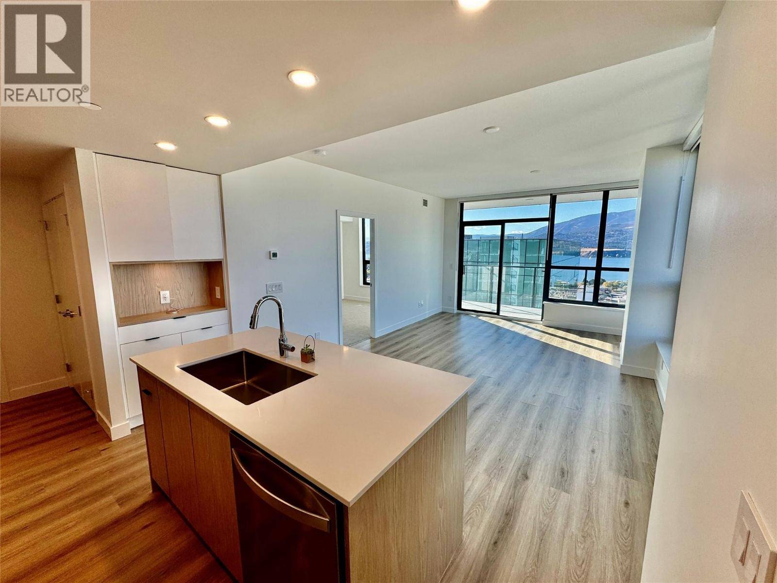 Kelowna, BC V1Y0M6,1488 Bertram ST #2110