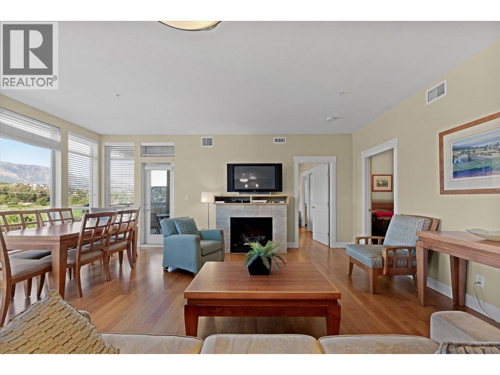 West Kelowna, BC V4T2K2,4205 Gellatly RD #301