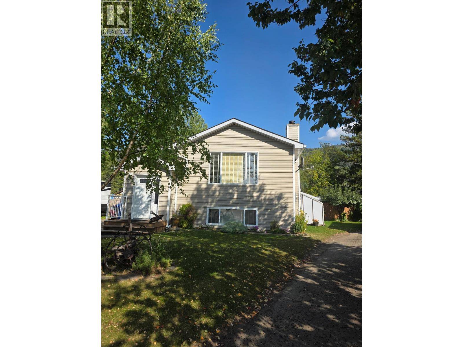 Tumbler Ridge, BC v0c2w0,128 Quality Crescent