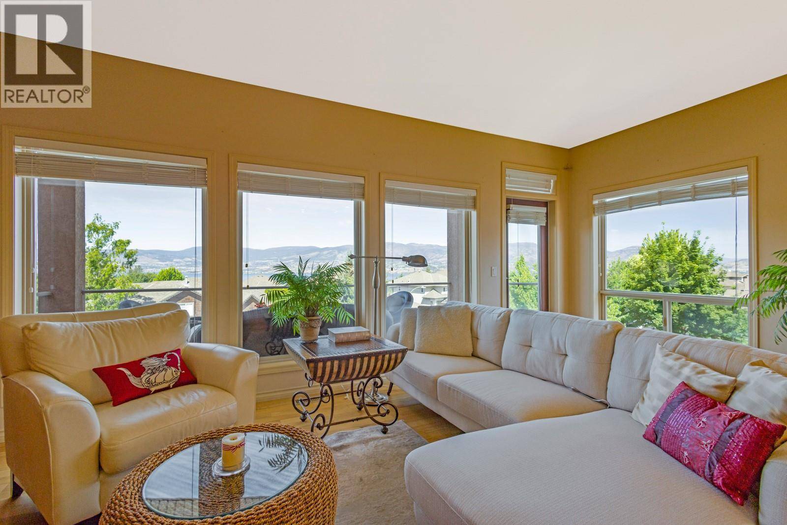 Kelowna, BC V1W4Y6,610 Arrowleaf Lane