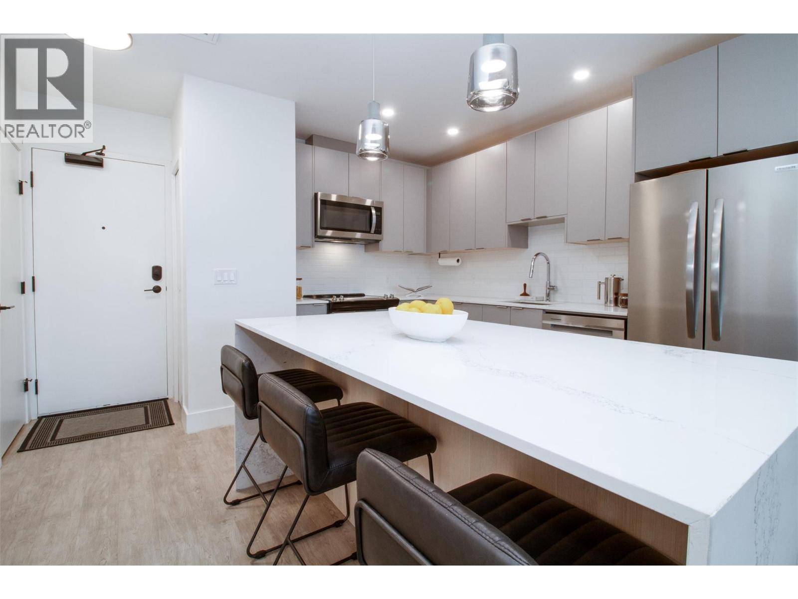 Revelstoke, BC V0E2S3,1701 Coursier AVE #4403