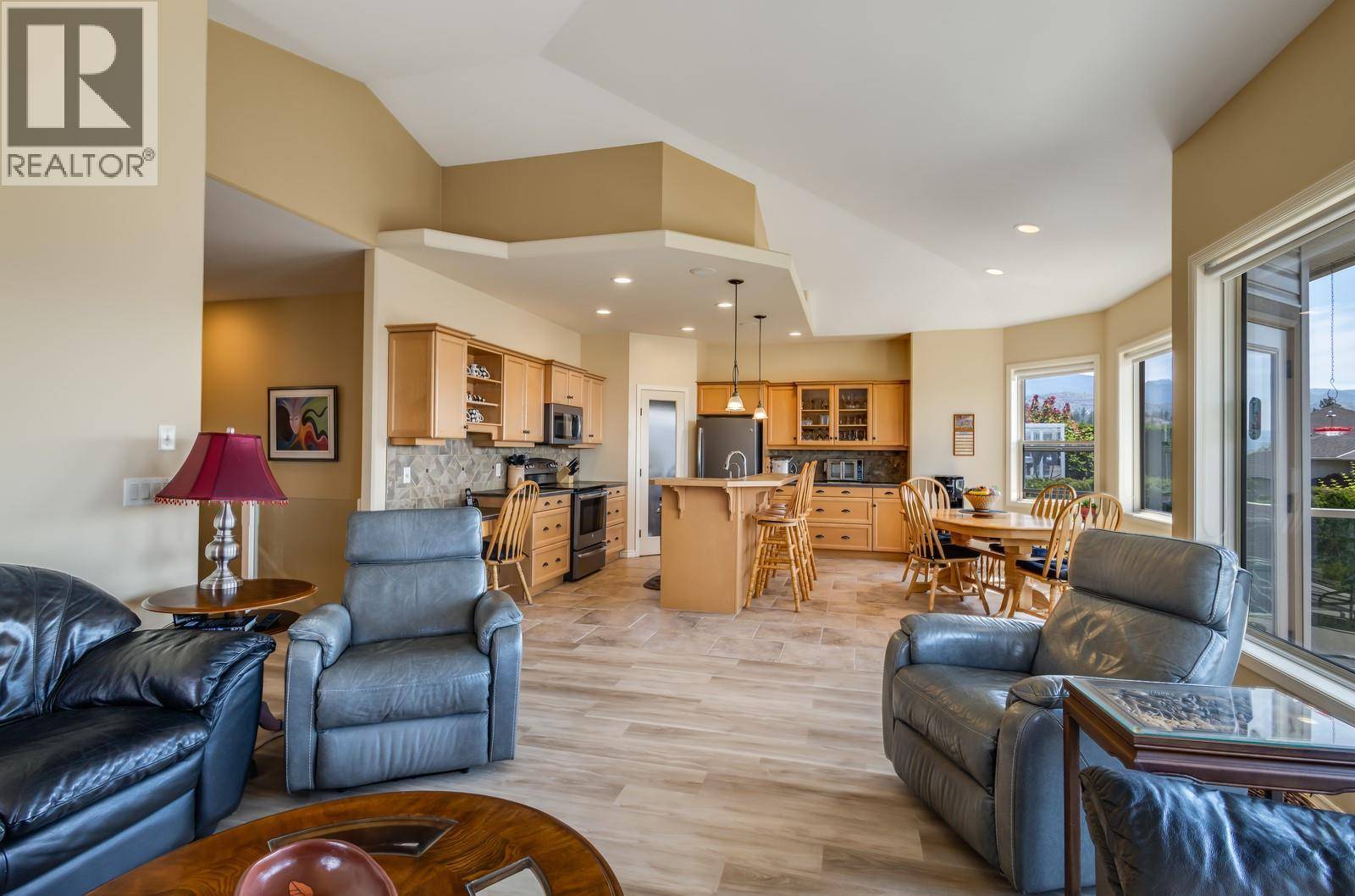 Kelowna, BC V1W4W7,5046 South Ridge Drive