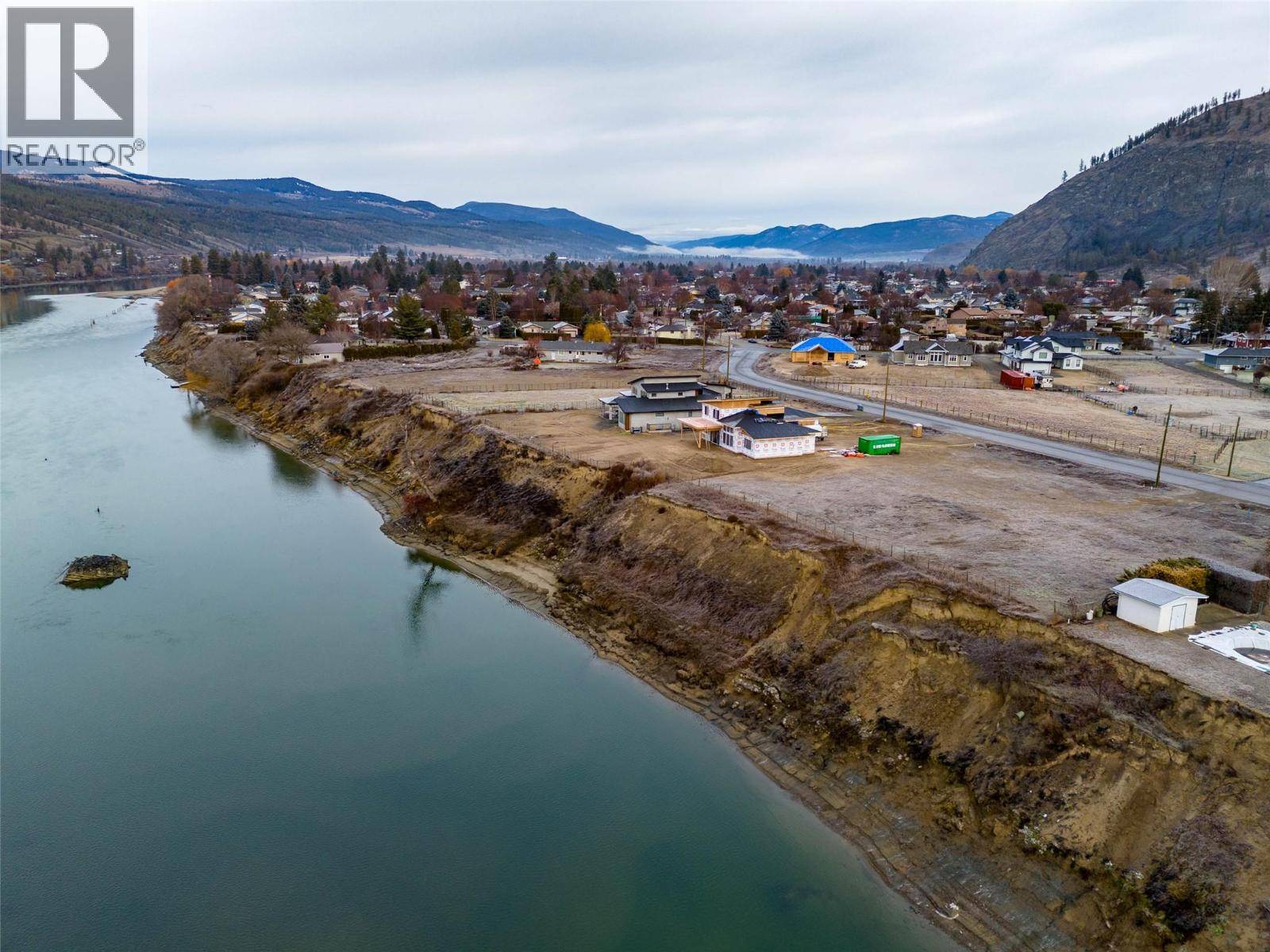 Kamloops, BC V2H1T7,4143 DAVIE Road