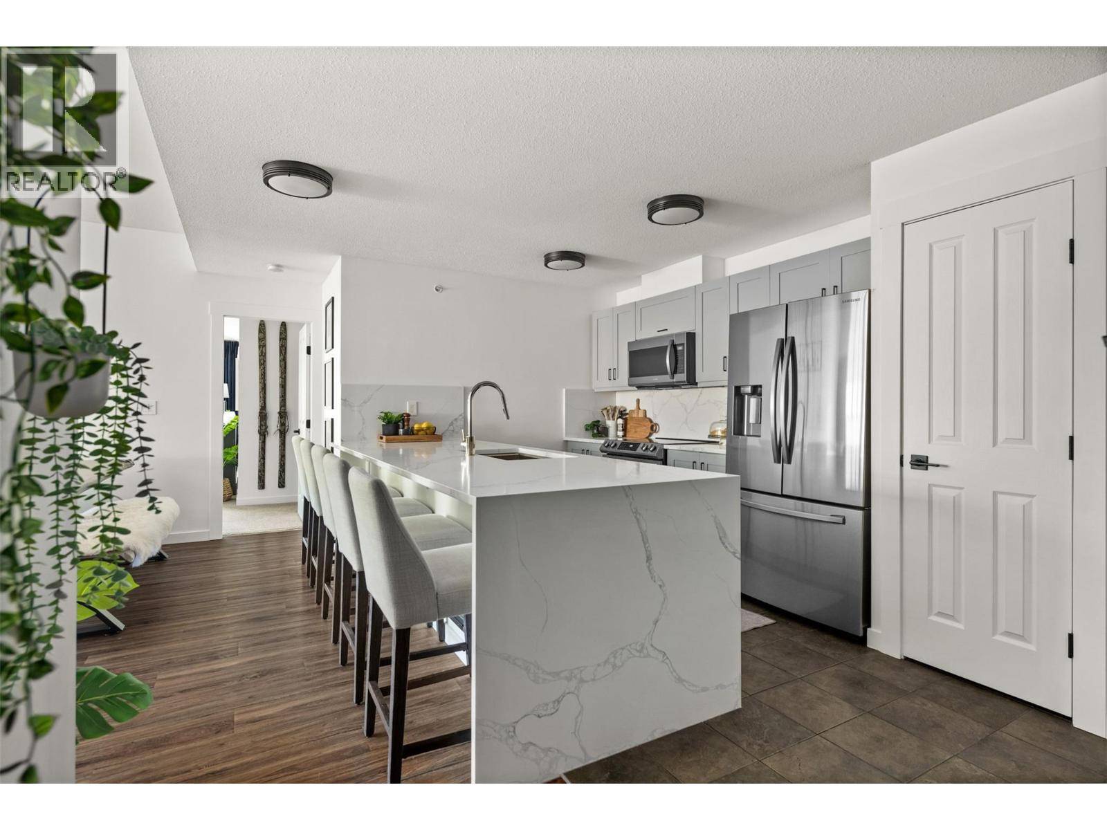 Panorama, BC V0A1T0,2070 SUMMIT DR #511