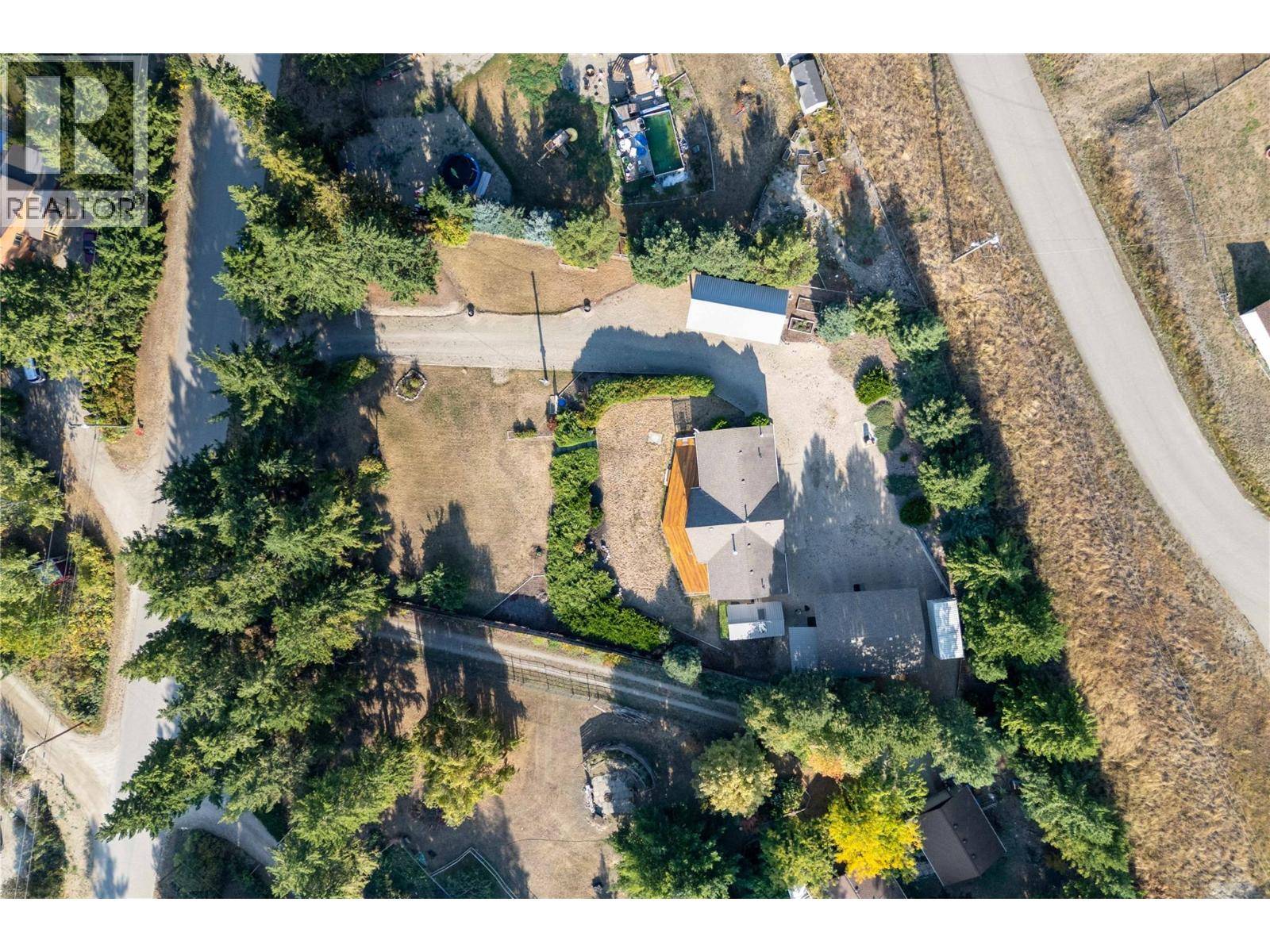 Tappen, BC V0E2X1,760 Mobley Road