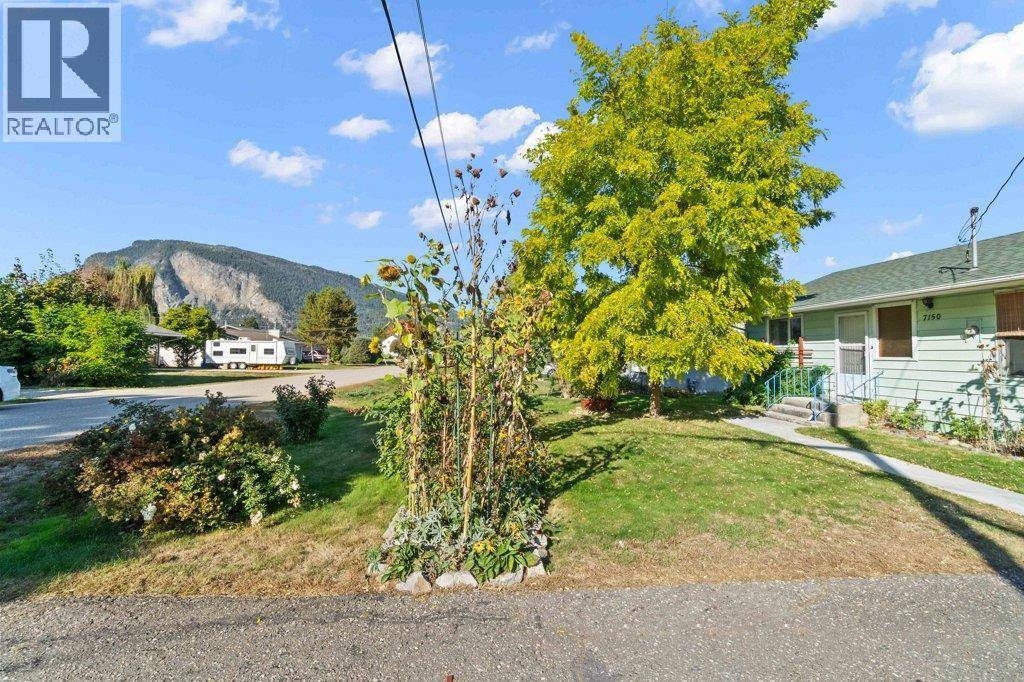 Salmon Arm, BC V0E1K0,7150 49 Street NE