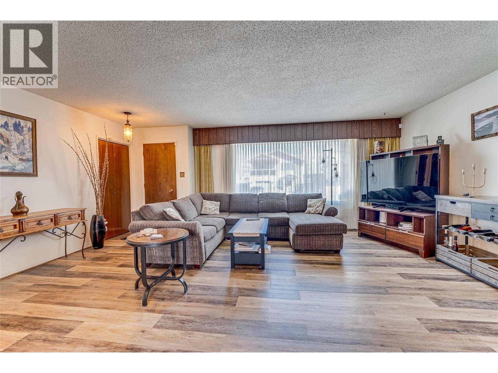 Vernon, BC V1T1M3,3508 24A Avenue