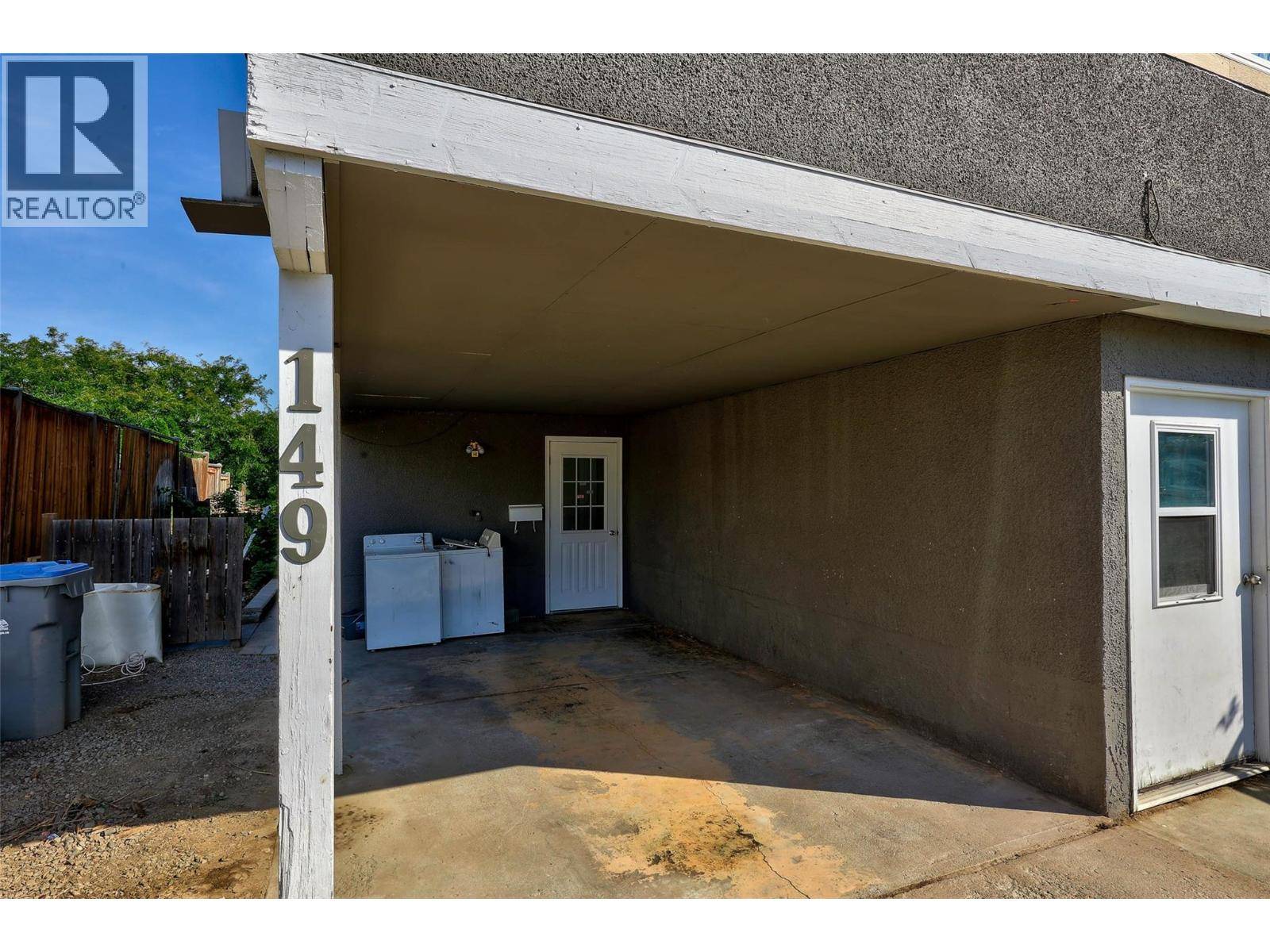 Kamloops, BC V2B1H2,149 FORT Avenue