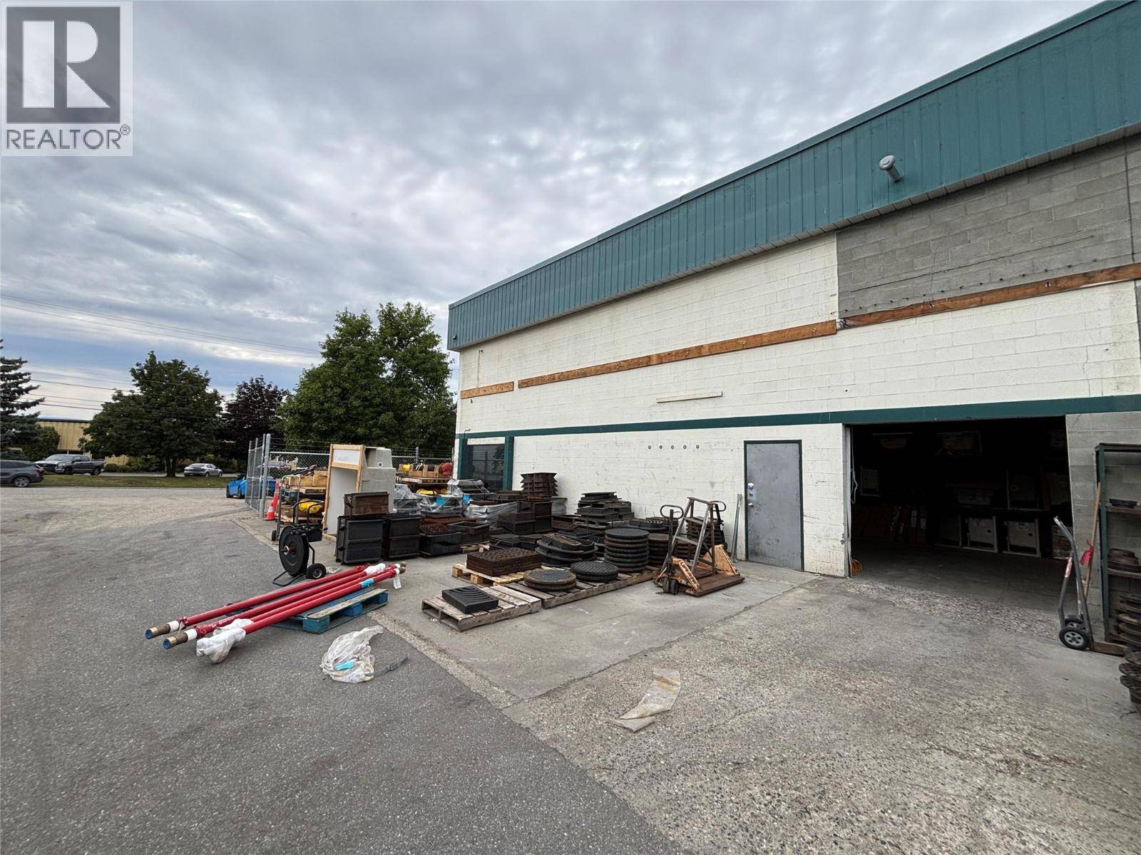 Vernon, BC V1T9E2,921 Waddington Drive