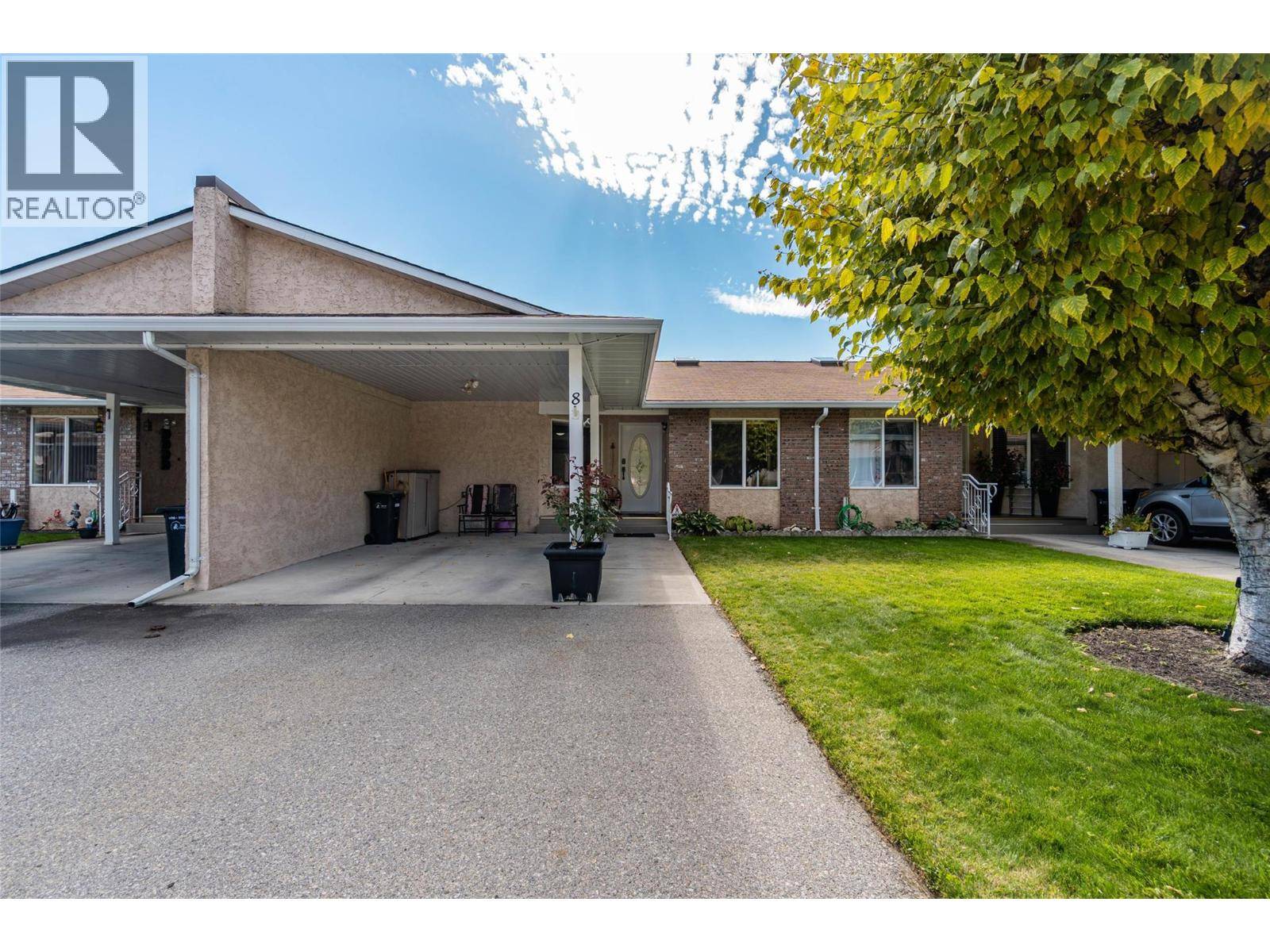 Oliver, BC V0H1T4,115 Redwing PL #8