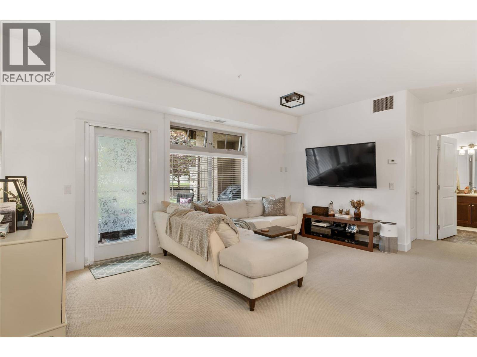 Lake Country, BC V4V2R3,2611 Stillwater WAY #114