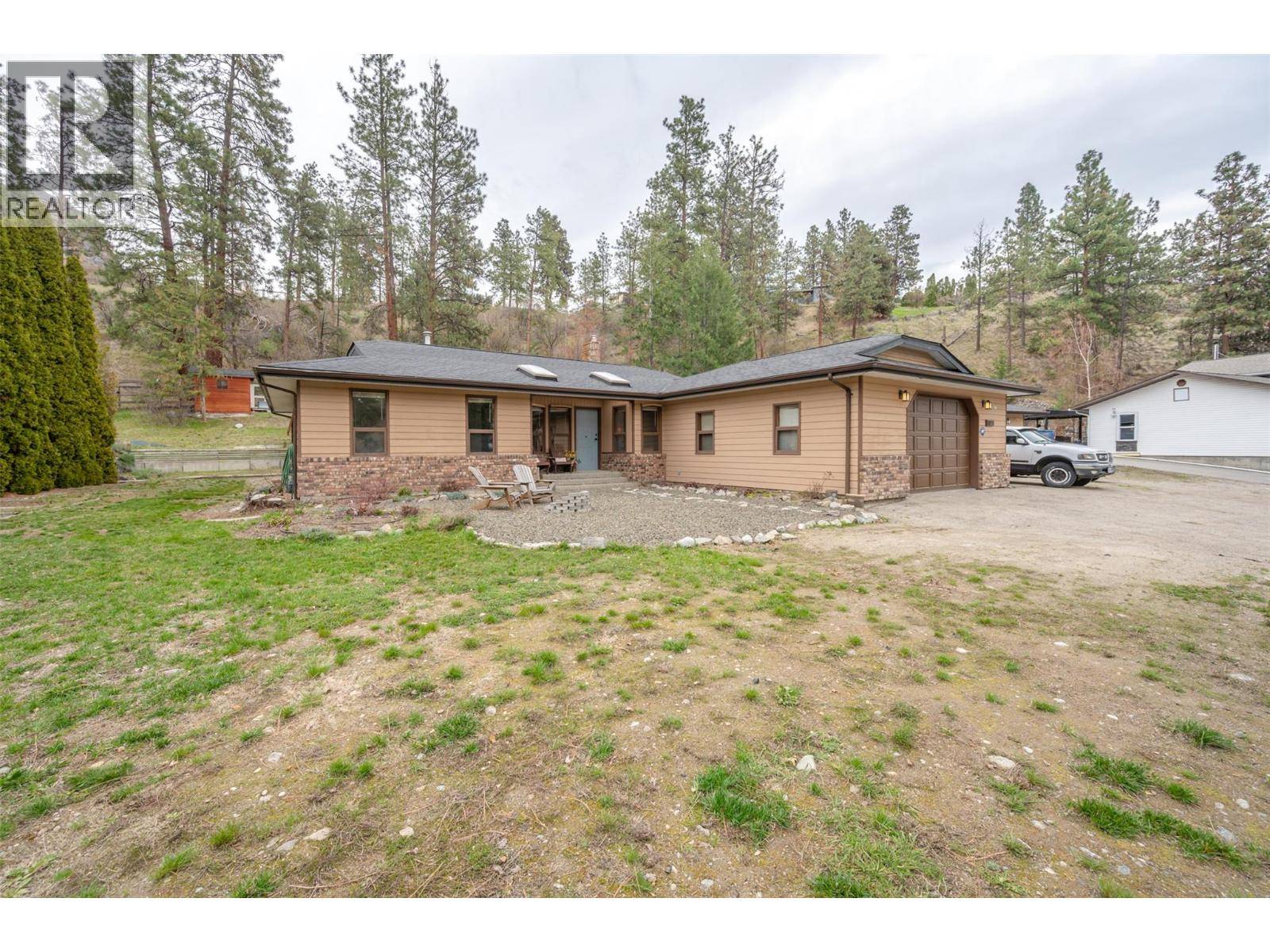 Summerland, BC V0H1Z2,8015 Victoria Road S