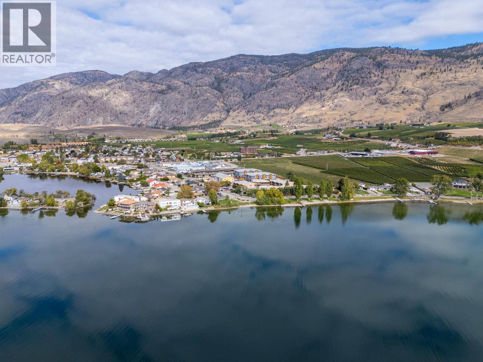 Osoyoos, BC V0H1V6,5401 Lakeshore DR #104