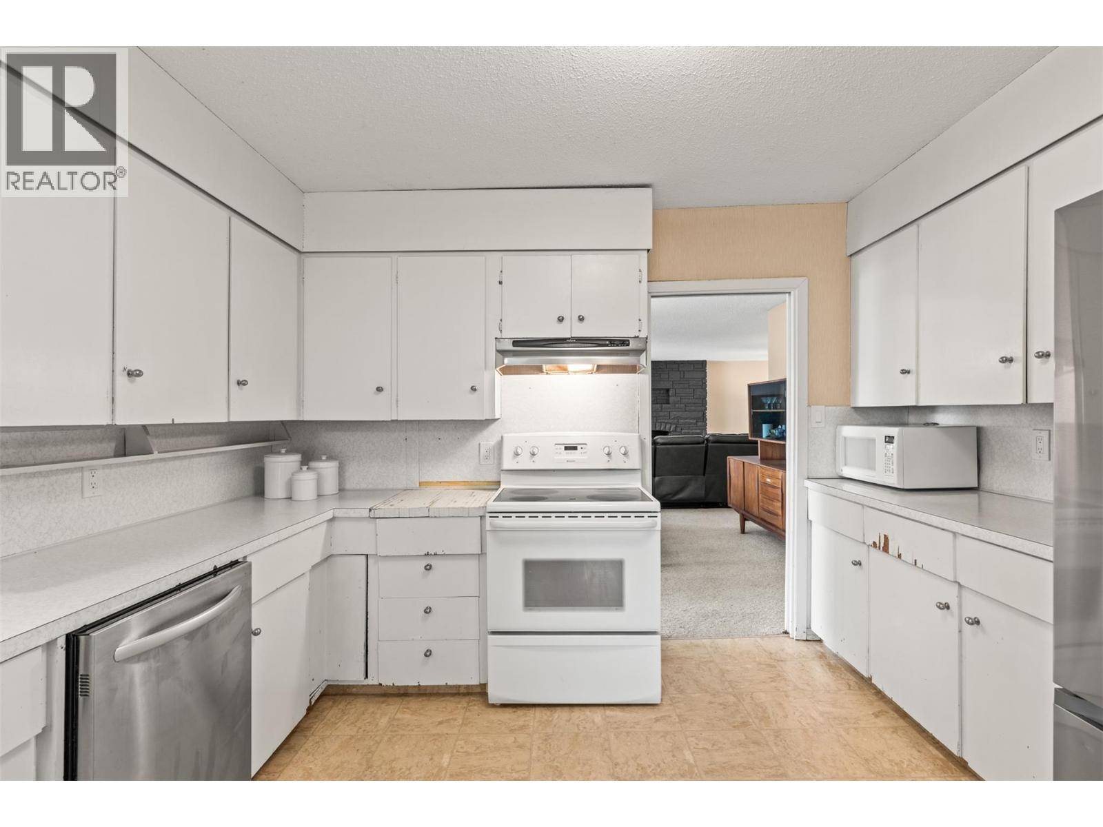 Vernon, BC V1H1K1,8997 Peters Road