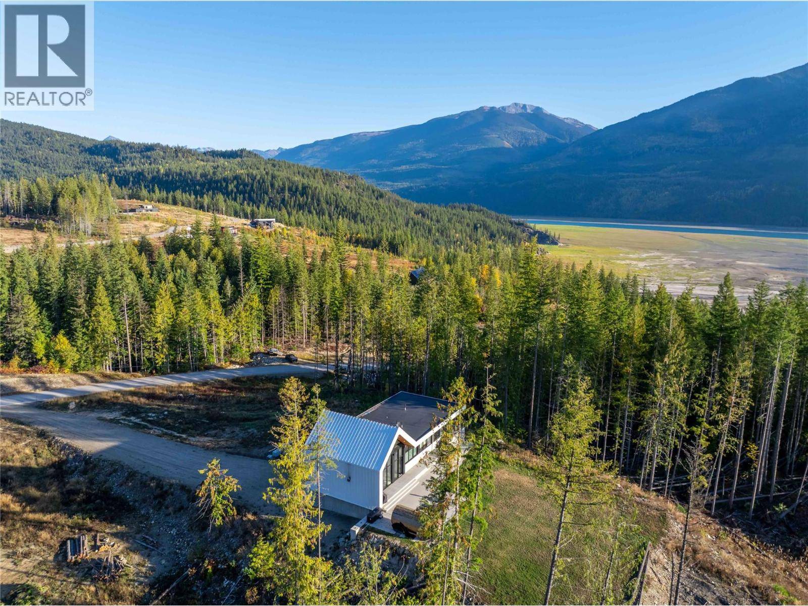 Revelstoke, BC V0E2S0,1950 Sidmouth Road