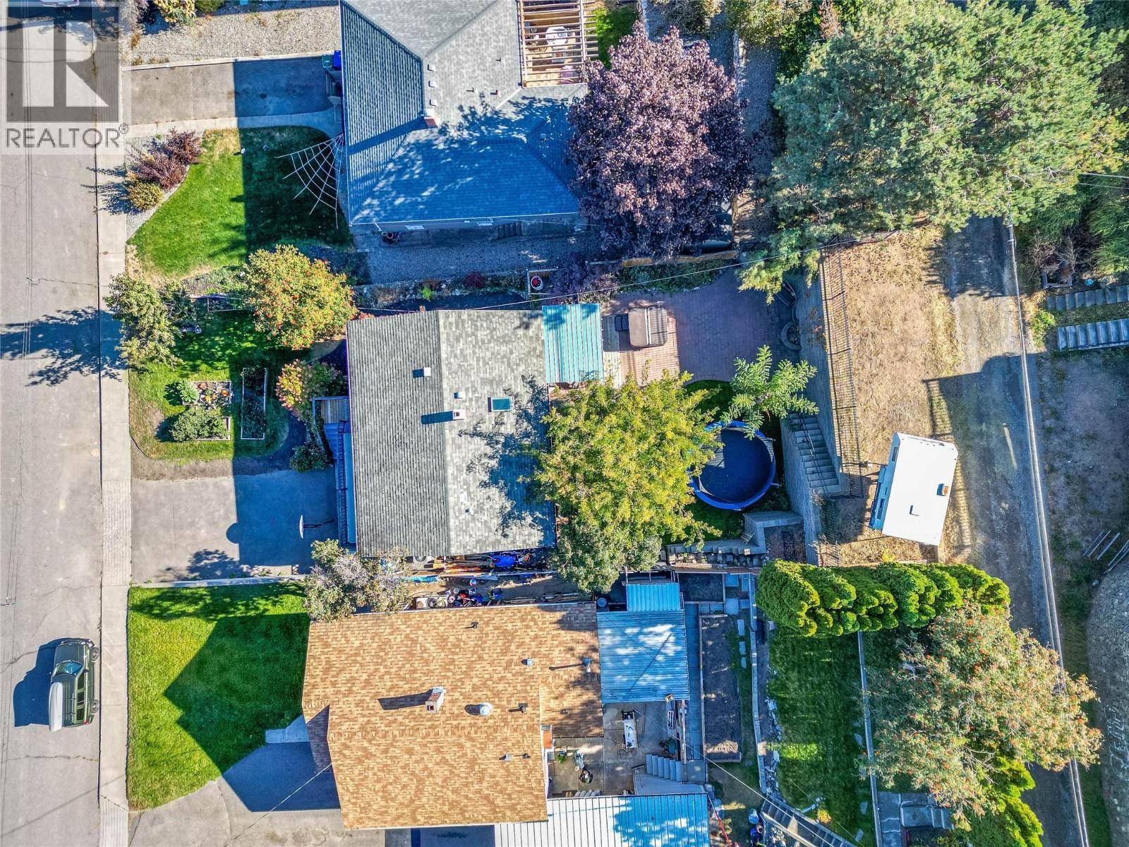 Kamloops, BC V2C2X6,635 DOUGLAS Street