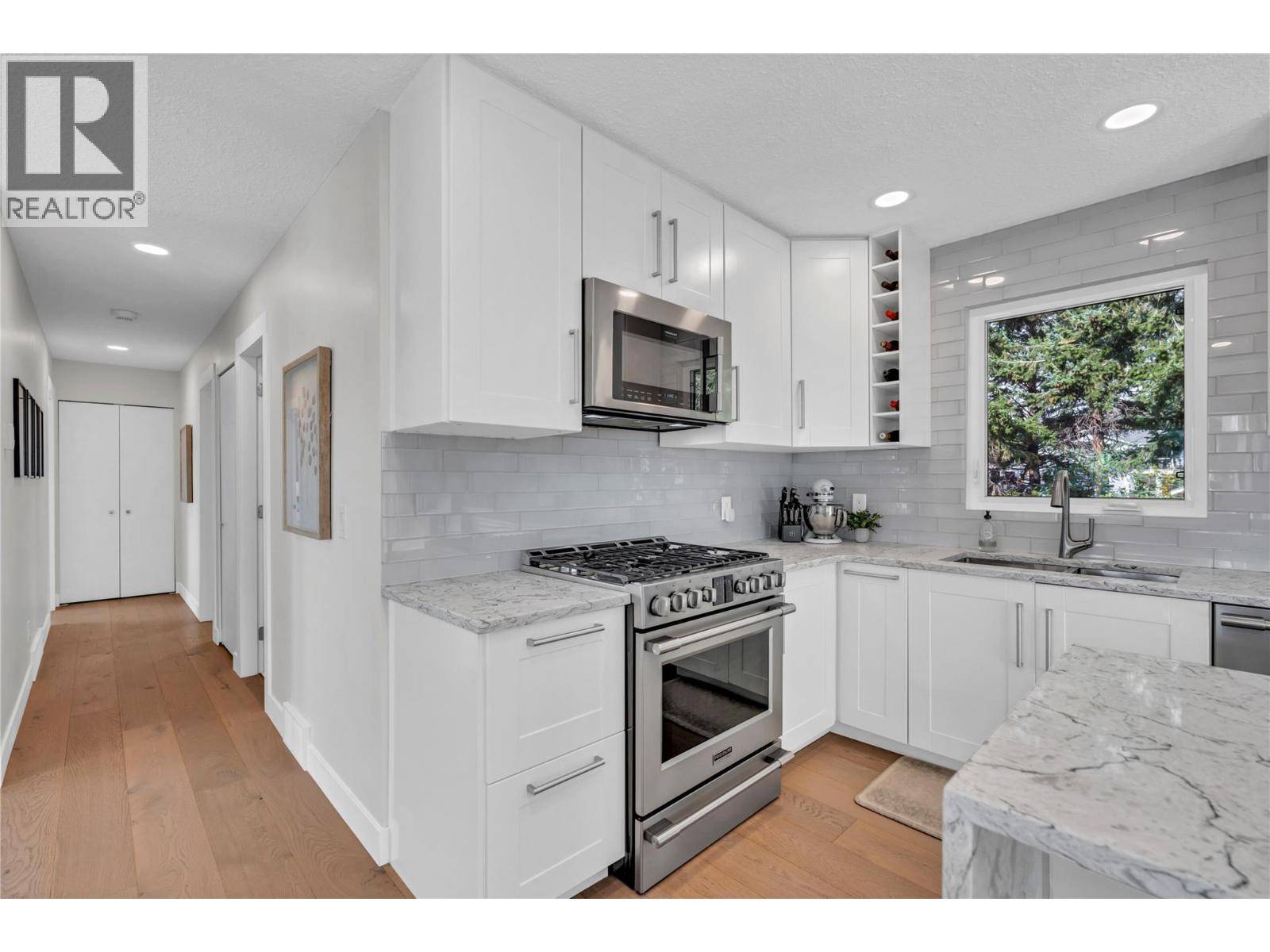 Peachland, BC V0H1X2,3904 Dryden Road