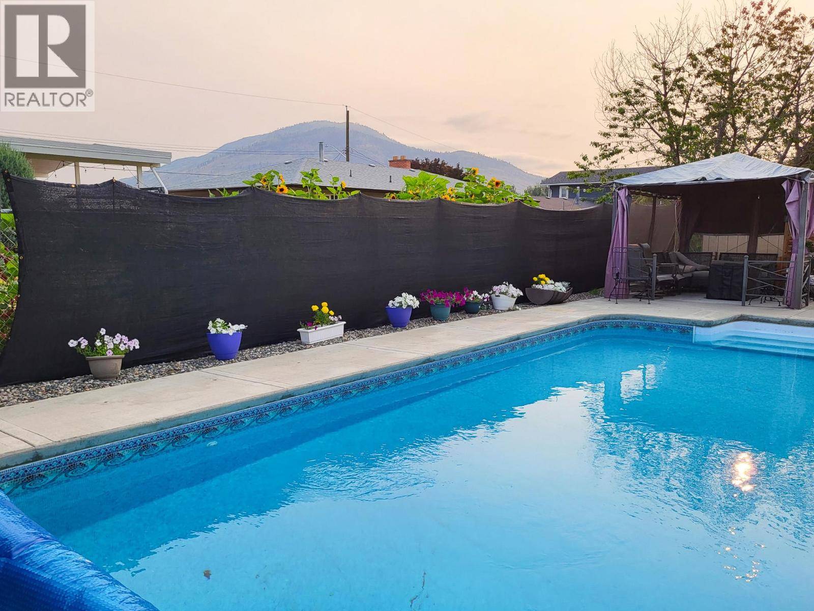 Kamloops, BC V2B1X5,664 Seton Place