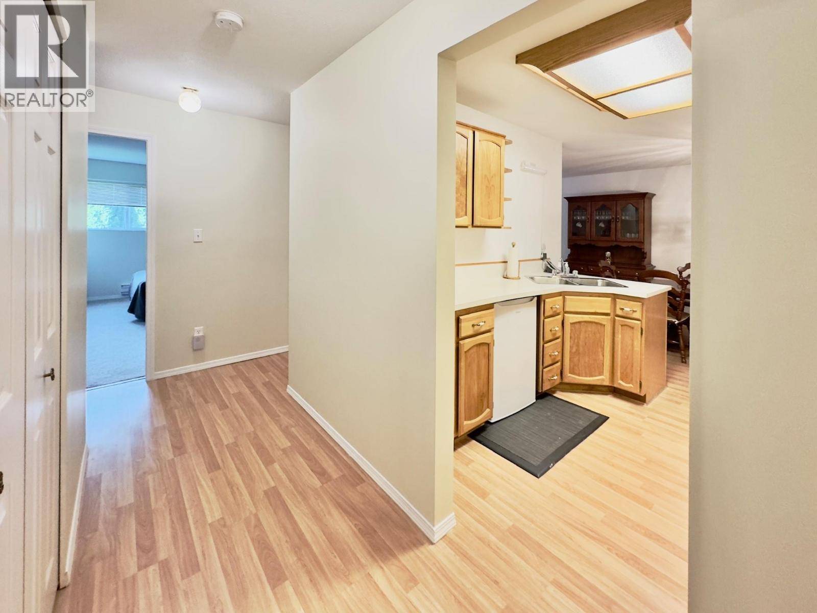 Penticton, BC V2A3V5,298 YORKTON AVE #109