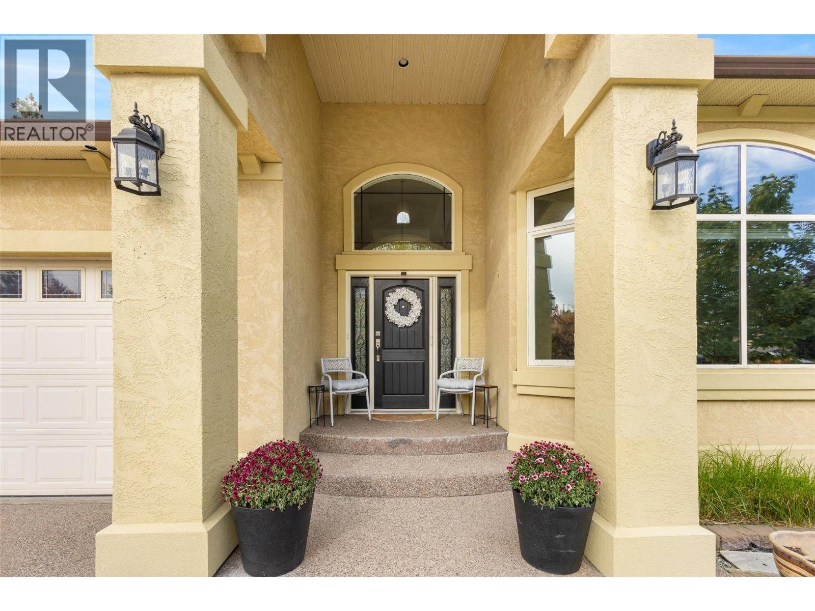 Kelowna, BC V1W5A1,1012 Arbor View Drive