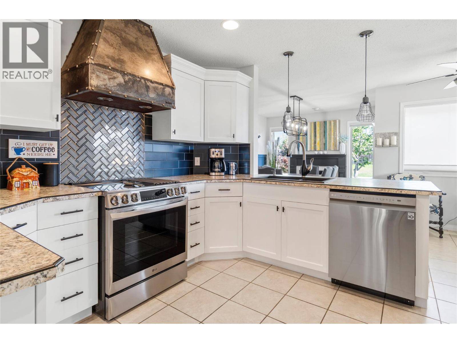 Kelowna, BC V1X7T6,6400 Spencer RD #17