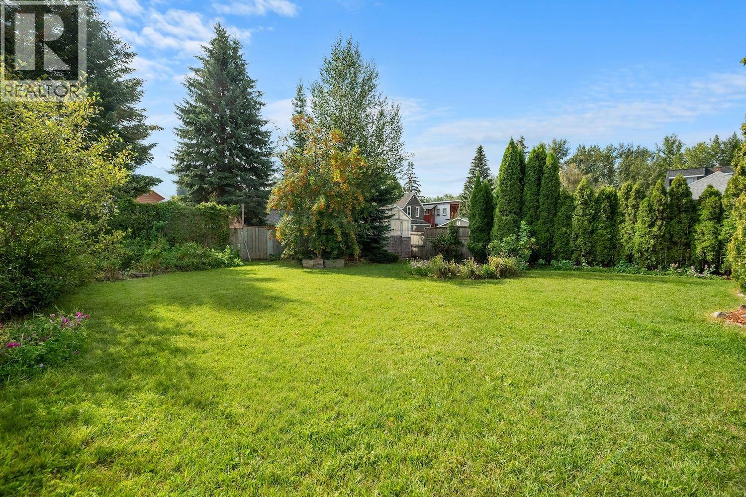 Fernie, BC V0B1M0,402 6A Avenue