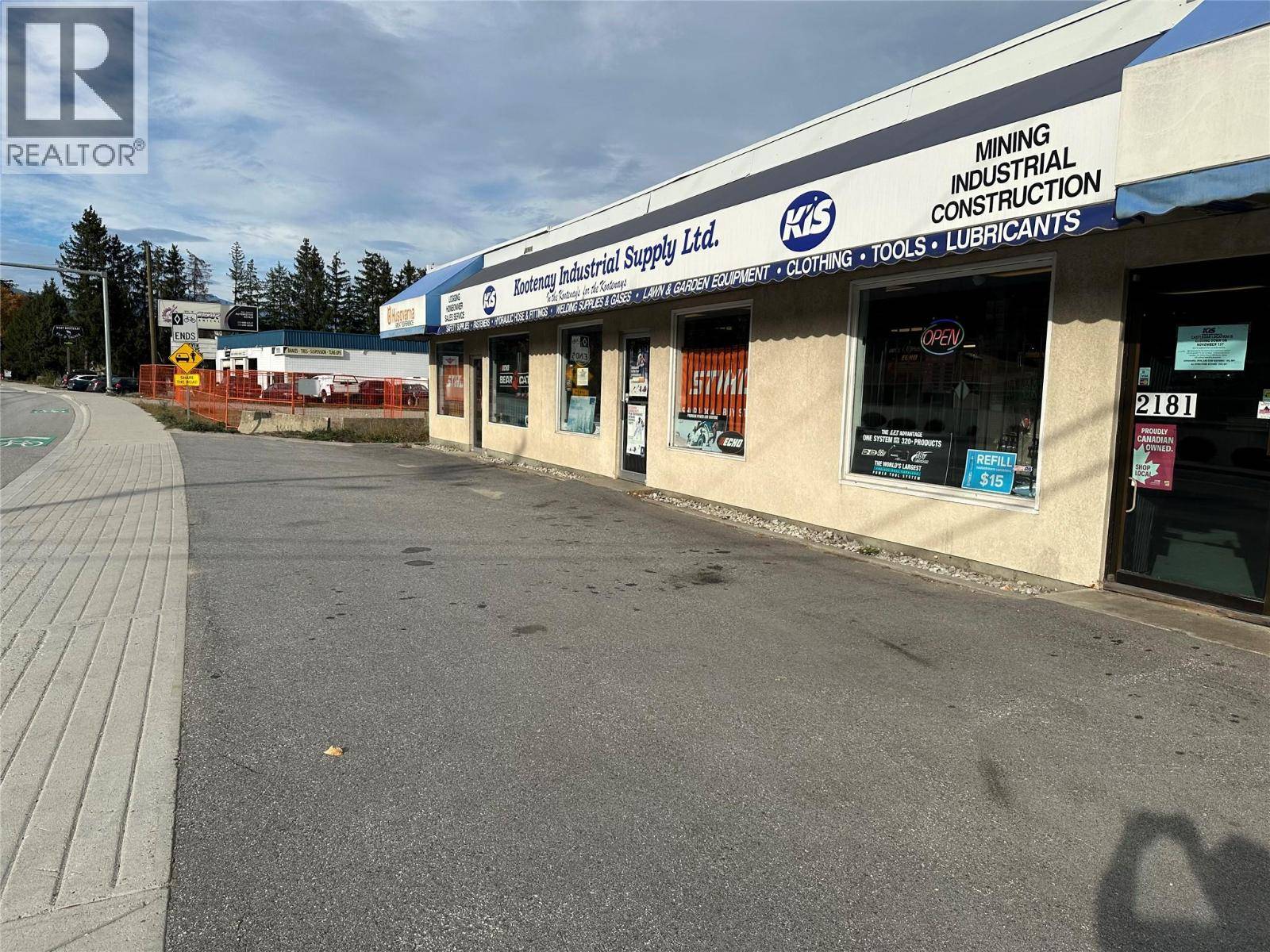 Castlegar, BC V1N2W9,2181 Columbia Avenue
