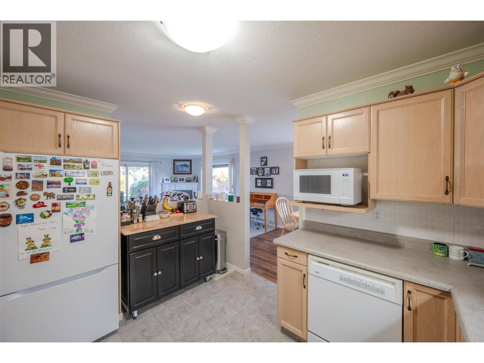 Summerland, BC V0H1Z5,8907 Pineo CT #108