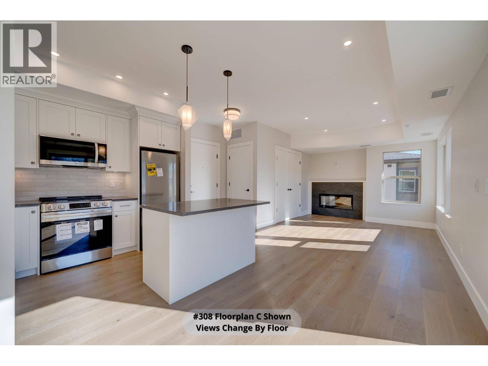 Kamloops, BC V1S0E2,2171 Van Horne DR #108