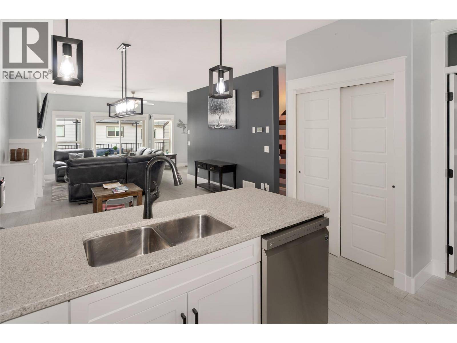 Westbank, BC V4T3G1,3359 Cougar RD #45