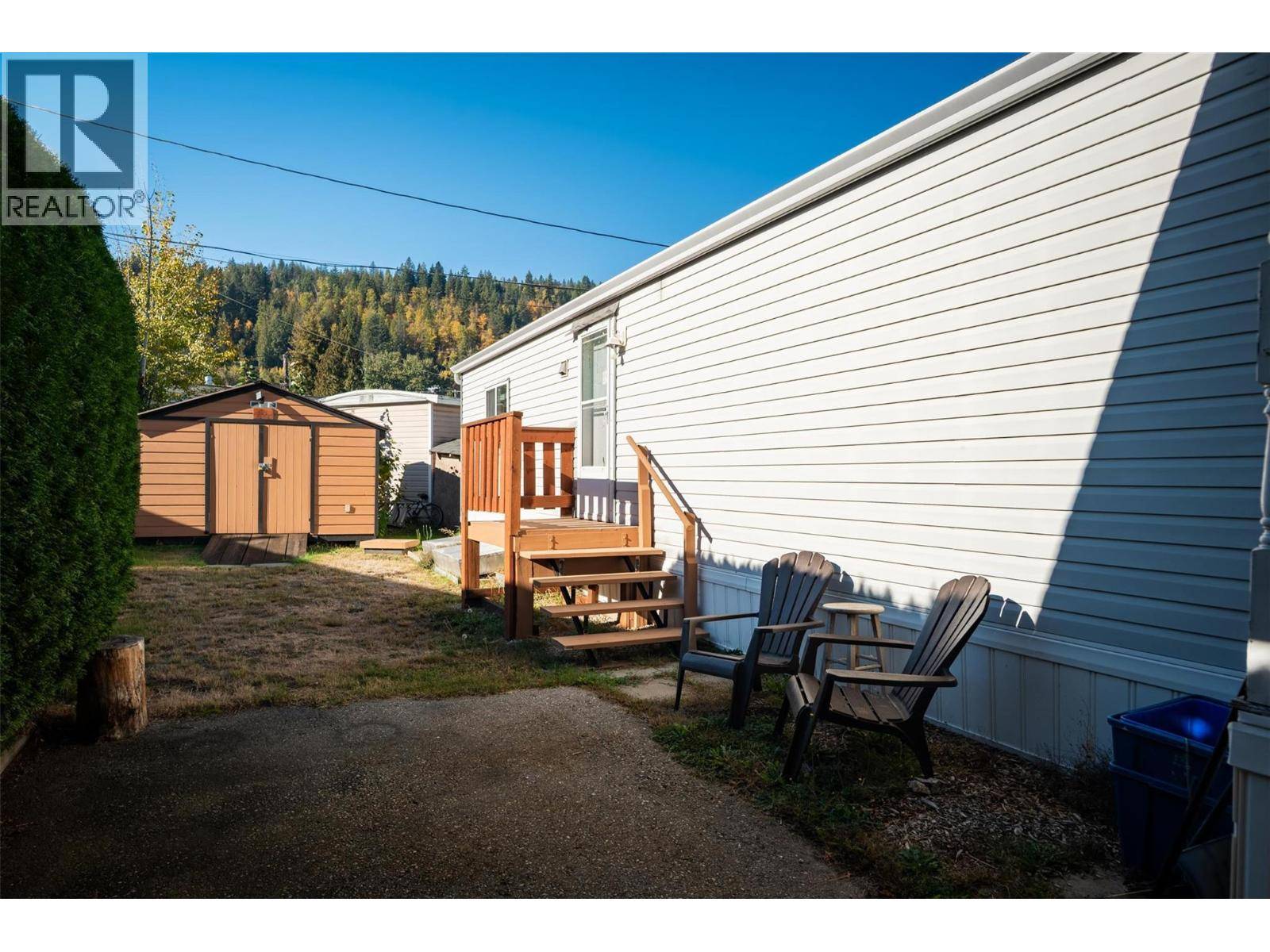 Castlegar, BC V1N1J1,1525 Columbia AVE #33