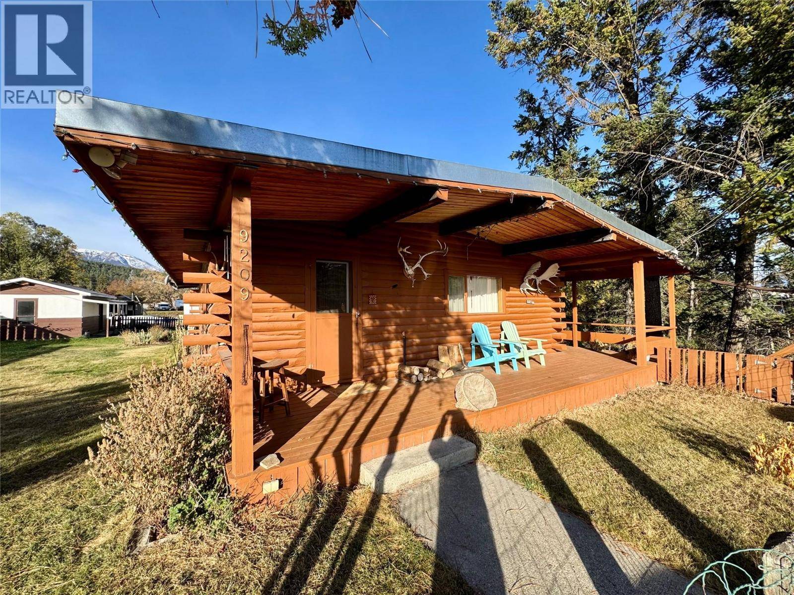 Wilmer, BC V0A1K5,9209 Moffat Avenue