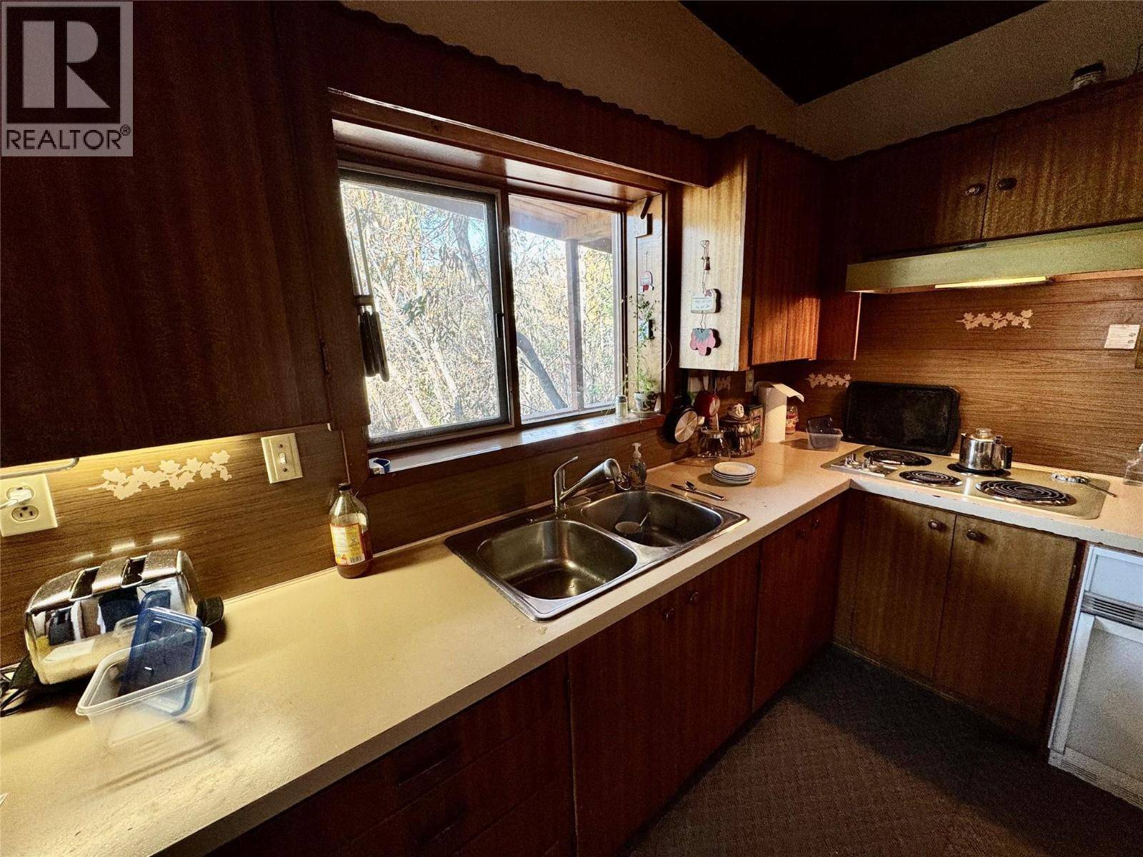 Wilmer, BC V0A1K5,9209 Moffat Avenue