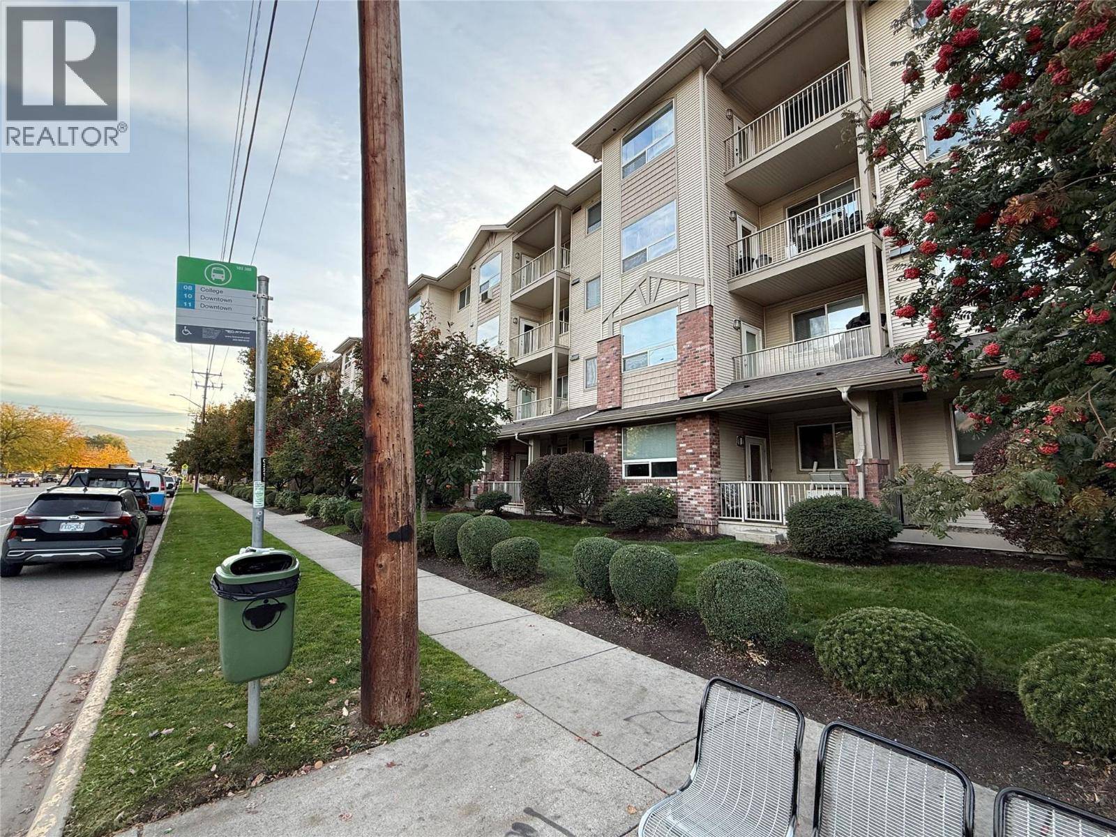 Kelowna, BC V1X8B3,778 Rutland RD North #203