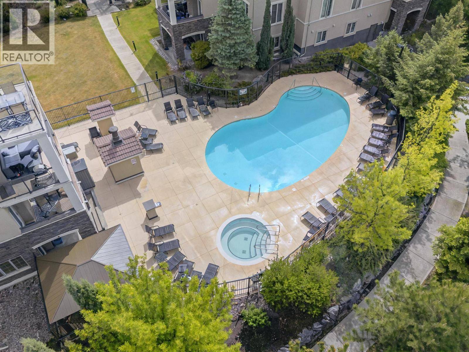 Kelowna, BC V1V2W6,1873 Country Club DR #2206