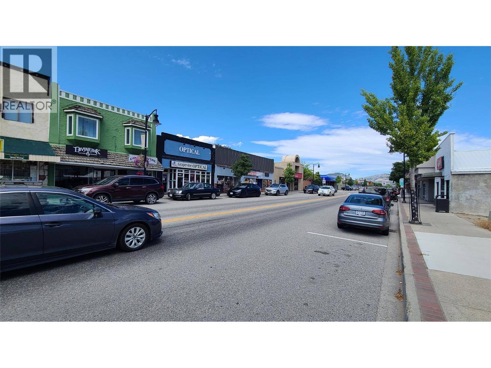 Oliver, BC V0H1T0,6278 MAIN STREET Street