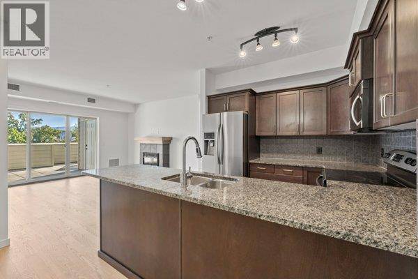 Kelowna, BC V1Y6H5,2142 Vasile RD #201