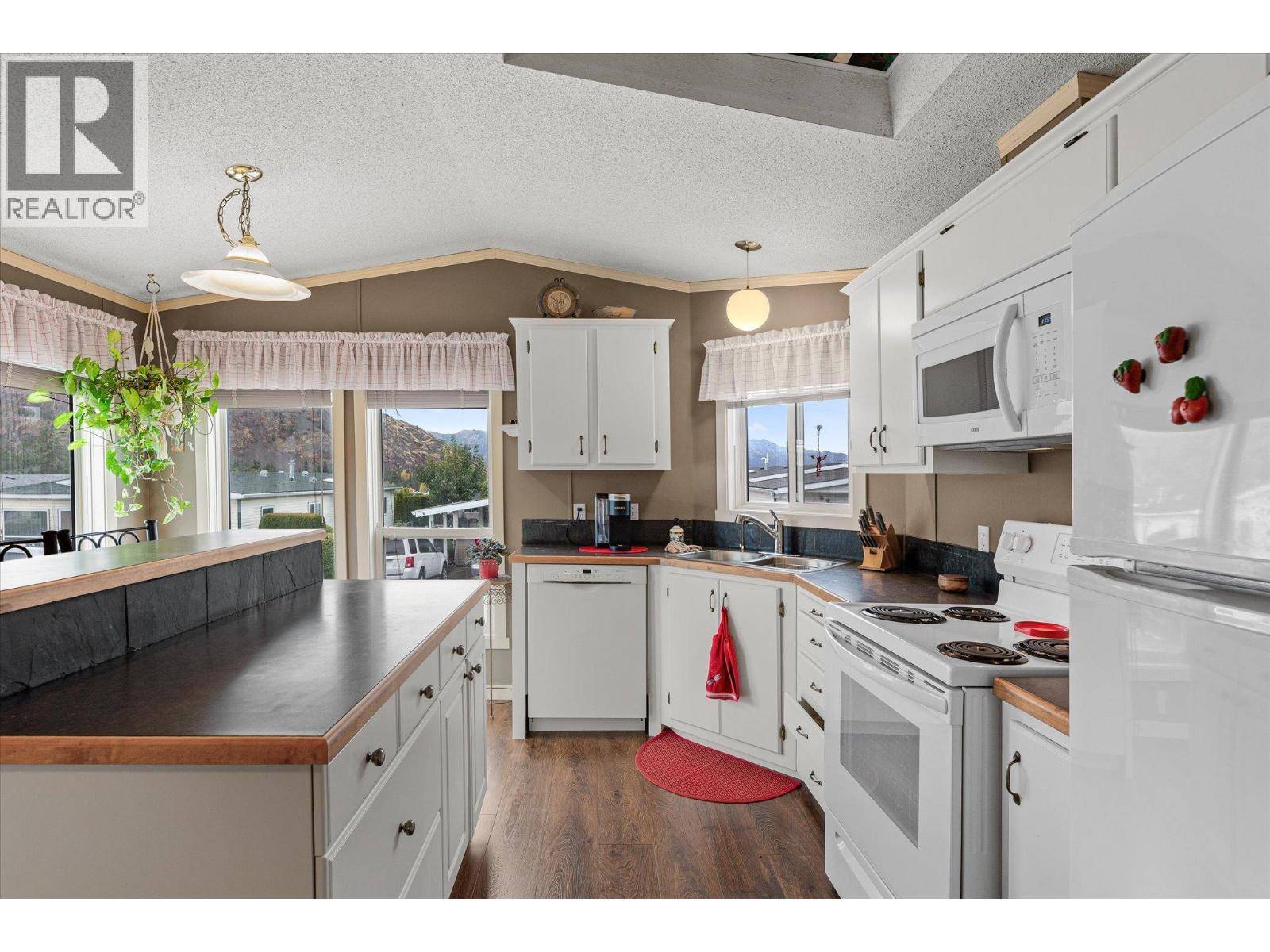 West Kelowna, BC V4T1L6,1850 Shannon Lake RD #110