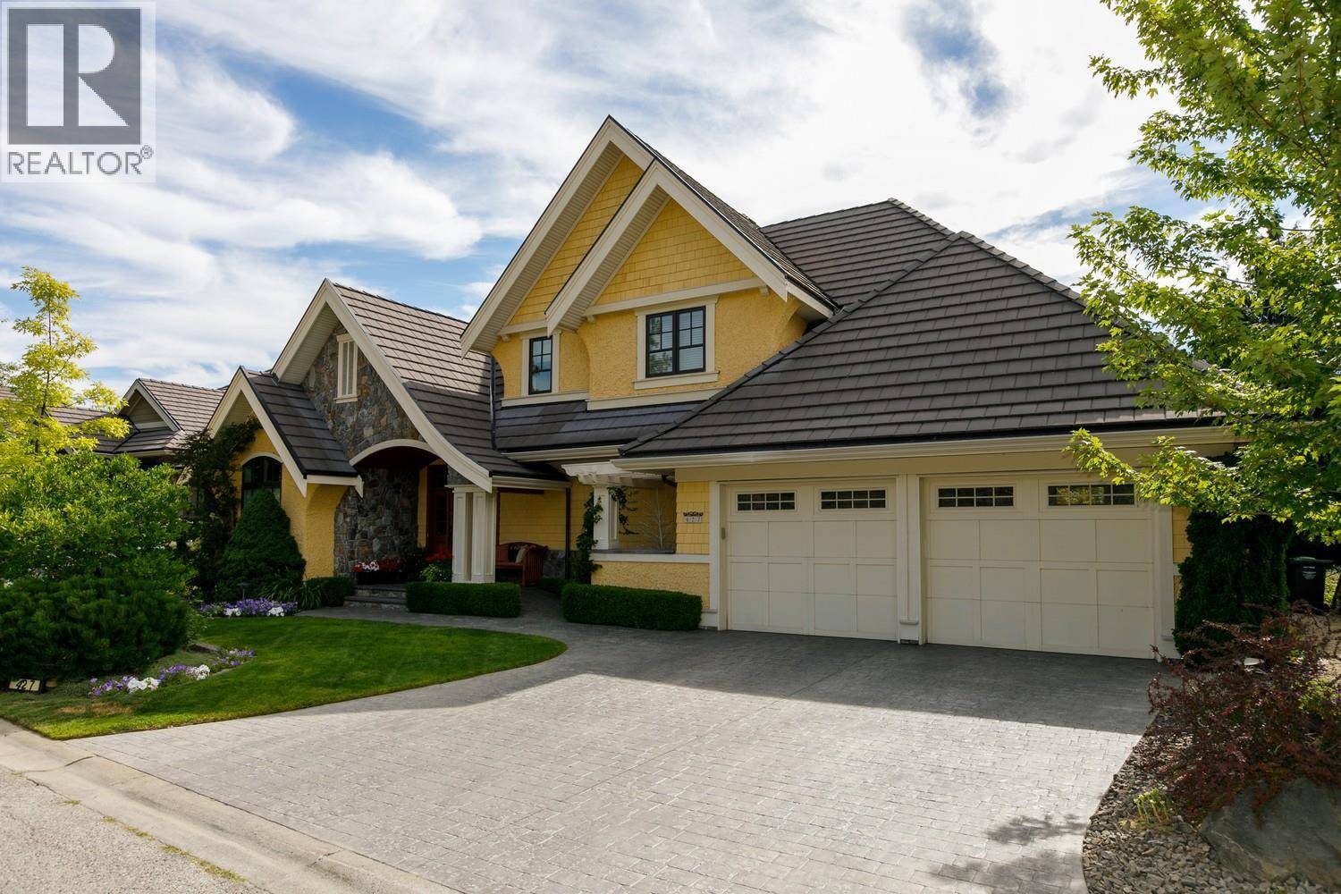 Kelowna, BC V1V2R9,427 Long Ridge Drive