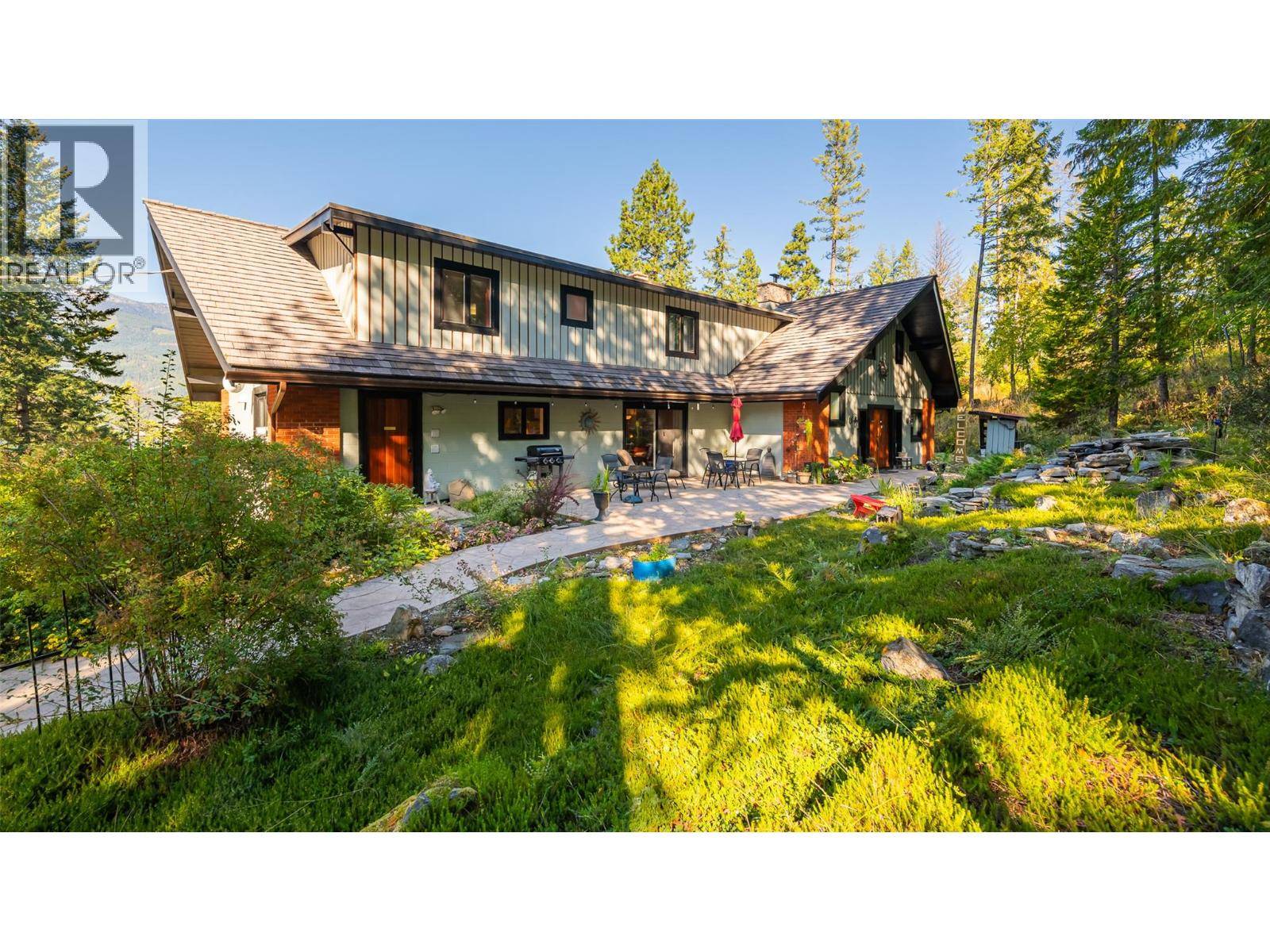 Kootenay Bay, BC V0B1X0,134 Riondel Road