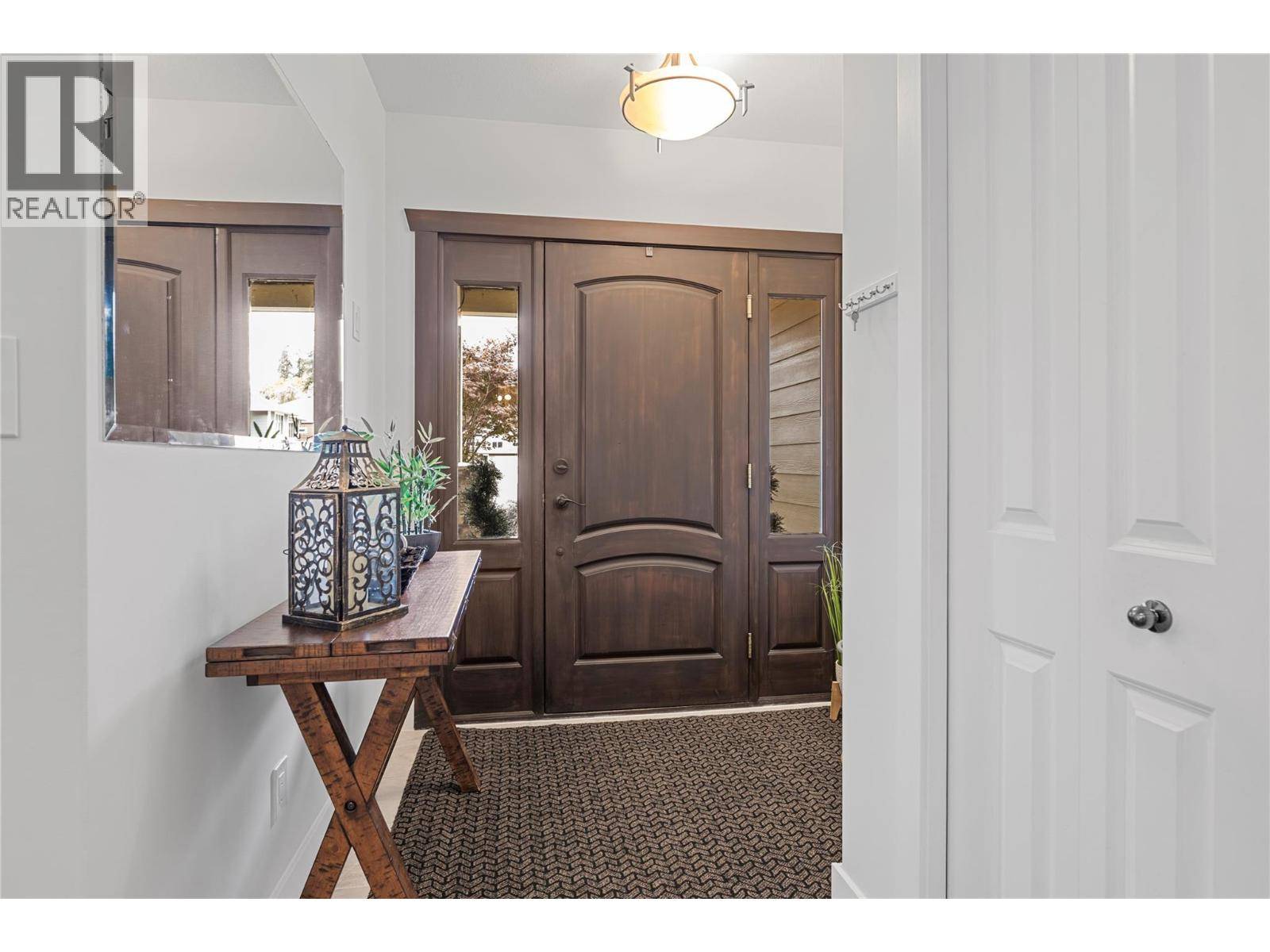 Salmon Arm, BC V1E0A7,1581 20 ST Northeast #14