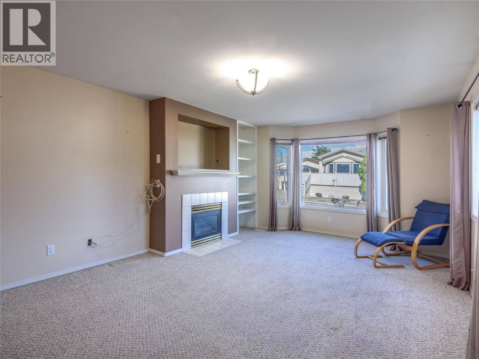 Kelowna, BC V1X2P5,670 McCurdy RD #4