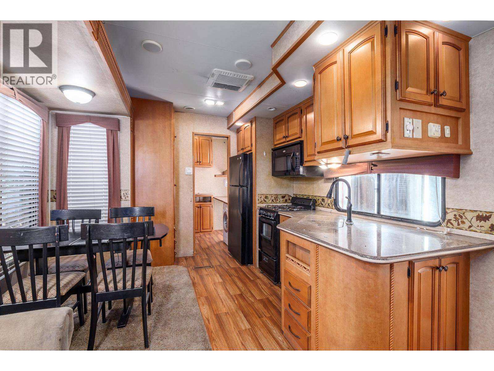 Kelowna, BC V4V1P4,415 COMMONWEALTH RD #600