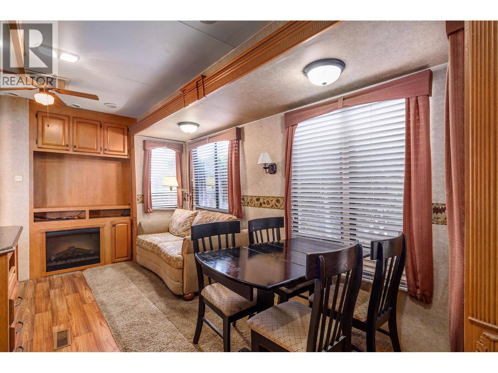 Kelowna, BC V4V1P4,415 COMMONWEALTH RD #600