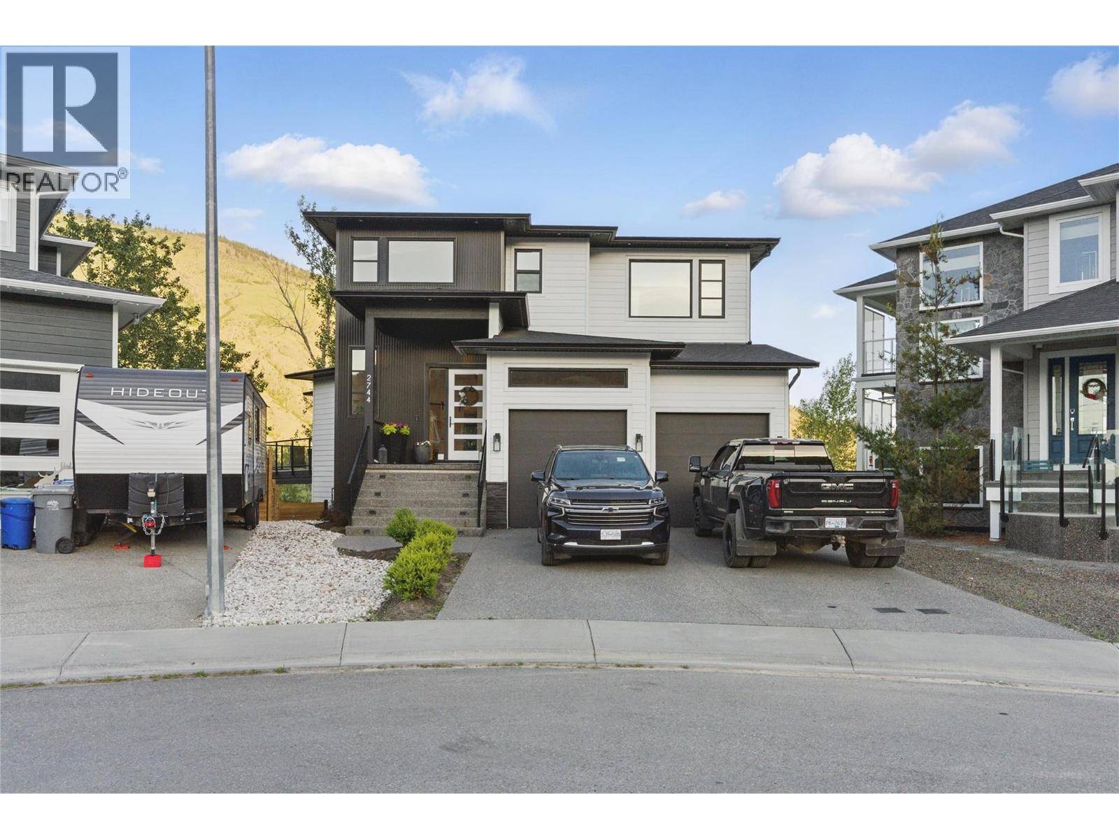 Kamloops, BC V2B0E6,2744 BEACHMOUNT Crescent
